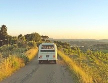 Disfruta de un viaje por carretera. ESPECIAL/Photo by Martin Kallur (IG: @mkallur) on Unsplash.