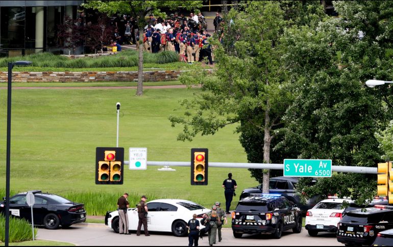 Reportan muertos y heridos tras tiroteo en centro médico de Tulsa, Oklahoma. AP/I. Maule