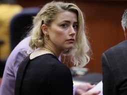 Un artista callejero español pintó un mural de Amber con una nariz de 