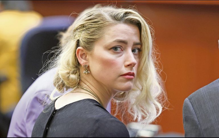 Amber Heard no ocultó su tristeza tras el veredicto. AP