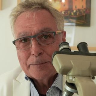 Alejandro Madrigal, el científico mexicano que es honrado en el cumpleaños de la reina Isabel II en plena celebración del Jubileo de Platino