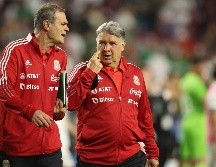 El público en el estadio de la Universidad de Phoenix pidió la destitución del Tata. AFP/C. Petersen