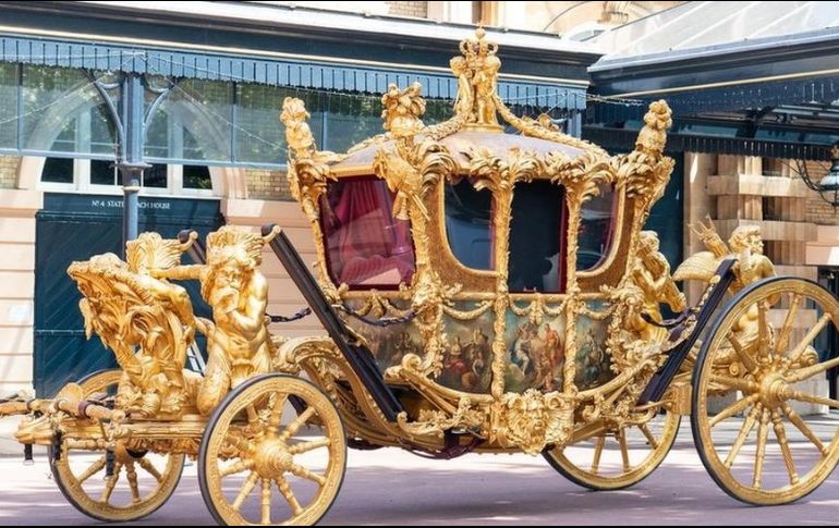 El carruaje de oro real será la pieza central del Jubileo, pero desfilará sin su famosa pasajera. GETTY IMAGES