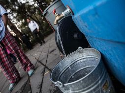 Autoridades colocarán reductores de presión a todos los usuarios que estén consumiendo más de 70 metros cúbicos por mes. SUN/ARCHIVO