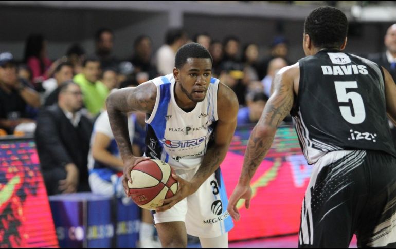 Blake se convirtió en el héroe de la noche para Jalisco con un enceste de última hora. CORTESÍA / Astros