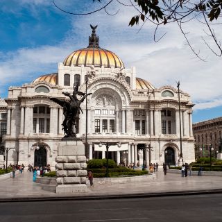 El surrealismo llega al Palacio de Bellas Artes con   "Sólo lo maravilloso es bello"