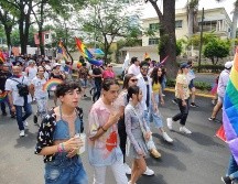 La marcha del Orgullo avanza por la Avenida López Mateos y prevé llegar a la Plaza Liberación. EL INFORMADOR/ Y. MORA