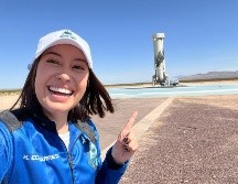 La tapatía Katya Echazarreta fue elegida entre más de siete mil postulantes de 100 países para ser tripulante de la Misión New Shepard NS-21 de Blue Origin. En la imagen, después de realizar el viaje al espacio. ESPECIAL