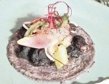 Taco de pastor negro. Delicioso, jugoso y bien presentado. EL INFORMADOR/F. González