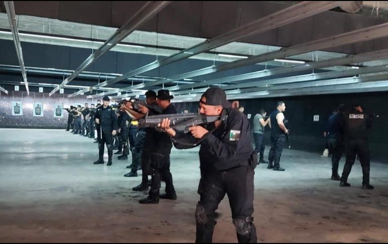 Los policías se especializaron en contención urbana, rapel, tiro y medicina táctica a través de un curso de tres días. ESPECIAL