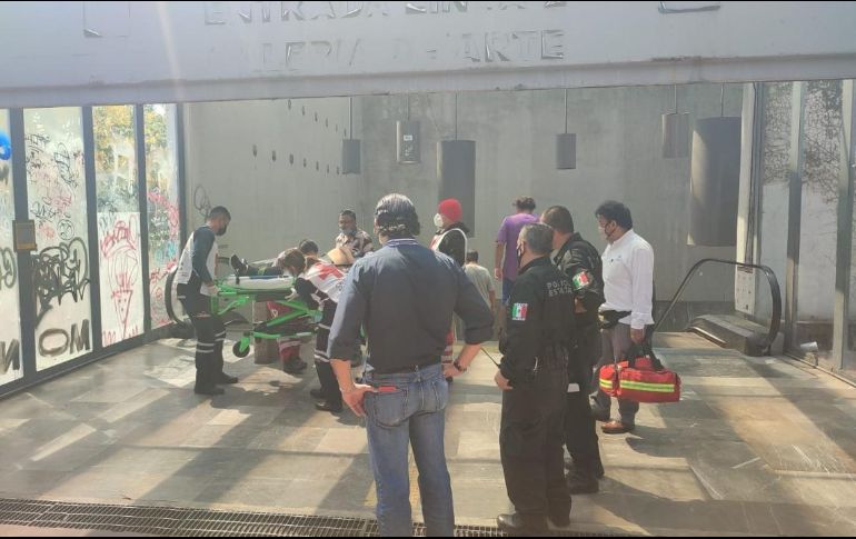 Aunque la emergencia duró más de 20 minutos, no se suspendió el servicio del Tren Ligero. ESPECIAL /