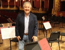 Para Guzmán, que se manifestó “contento” de regresar a “mi casa”, este programa constituye “un reto instrumental” que se complementa con ‘El mar’, de Claude A. Debussy. EL INFORMADOR / A. Camacho