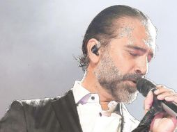 A pesar de intentar llegar a un acuerdo, Alejandro Fernández no se ha presentado para charlar personalmente con “Simi-Potrillo”. EFE / ARCHIVO