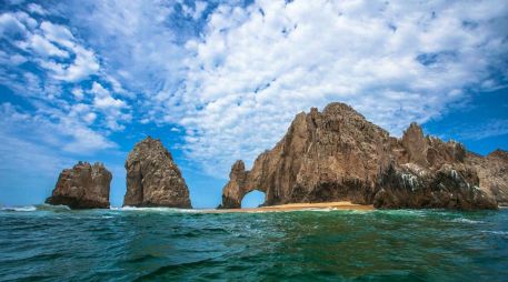 Los Cabos, Baja California es una de las playas más visitadas del Pacífico Mexicano. EFE.