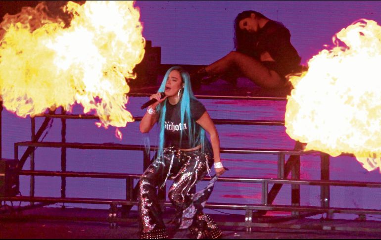 La cantante llenó de moda, estilo y mucho reggaetón el escenario. EL INFORMADOR/ A. Camacho