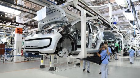 La inversión extranjera refiere a empresas trasnacionales que invierten en México, como la industria automotriz. EL INFORMADOR/ARCHIVO