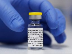 Deben administrarse dos inyecciones a las personas que no se hayan vacunado previamente contra la viruela, y una sola dosis es suficiente para los que ya lo hayan hecho. AP/ARCHIVO