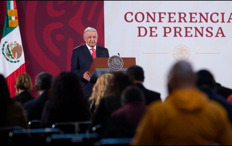 López Obrador detalló que las inyecciones de recursos para la CFE podrían provenir de excedentes petroleros o de la recaudación de impuestos. EFE/Presidencia de México