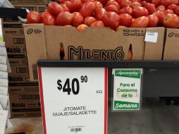 En un supermercado de Guadalajara el jitomate se vende hoy en más de 40 pesos el kilo. EL INFORMADOR