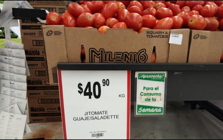 En un supermercado de Guadalajara el jitomate se vende hoy en más de 40 pesos el kilo. EL INFORMADOR