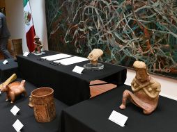 Las piezas entregadas pertenecen a las culturas maya, zapoteca, teotihuacana, así como de la tradición Tumbas de Tiro y de las asentadas en el Altiplano Central, occidente y el Golfo de México. EFE/SRE