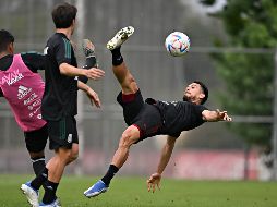 Henry Martín podría iniciar hoy como el delantero titular del Tri, jugándose una de sus últimas oportunidades para estar en Qatar. IMAGO7/E. Espinosa