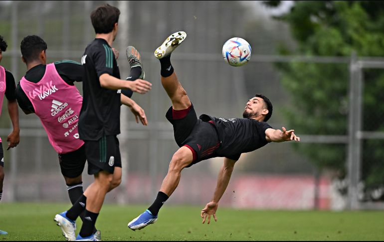 Henry Martín podría iniciar hoy como el delantero titular del Tri, jugándose una de sus últimas oportunidades para estar en Qatar. IMAGO7/E. Espinosa
