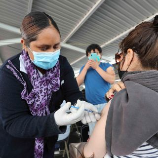 Reportan más de 6 mil nuevos casos de COVID-19