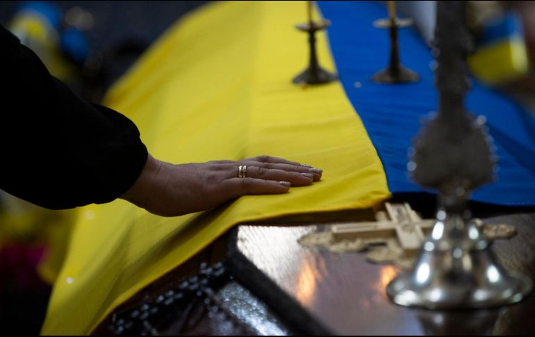 Se trata de la primera cifra del total de soldados ucranianos caídos desde el inicio de la guerra. EFE/ O. Barría