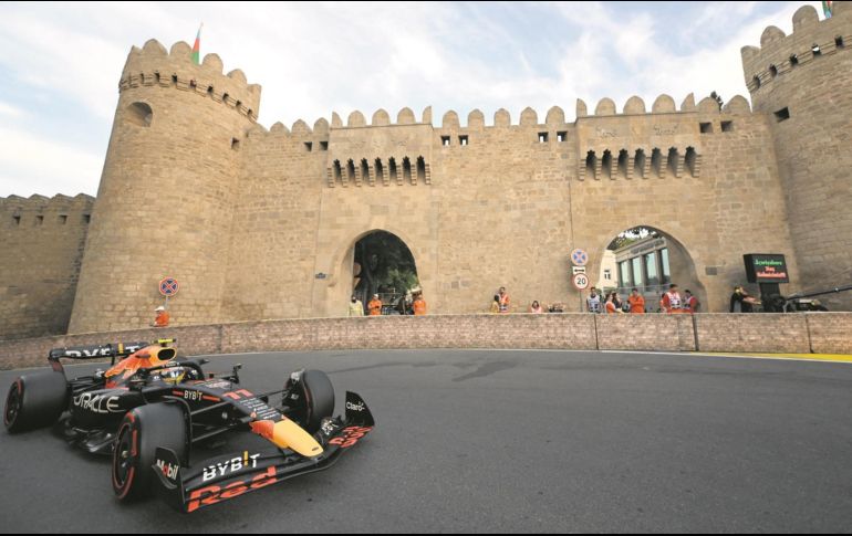 De nueva cuenta Sergio Pérez se ubica en una posición a modo para llevarse otro Gran Premio. AFP/N. Kolesnikova