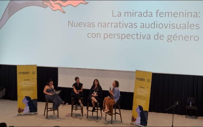 En el foro participaron las cineastas Agustina Chiarino, Sandra Solares y Ana Endara, moderadas por Maria Fernanda Céspedes. EL INFORMADOR / N. Gutiérrez