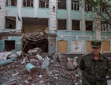 Vista de edificios dañados en Donetsk tras un bombardeo por parte de las fuerzas de Kiev. EFE/S. Ilnitsky