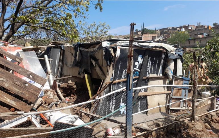 La víctima fue reconocida de manera preliminar por sus familiares, sin embargo, fue llevada a las instalaciones del IJCF para que se le practique la autopsia de ley. ESPECIAL / Protección Civil Zapopan