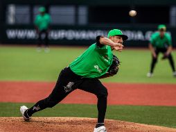 Henry Centeno (foto) dejó la lomita con el marcador 4-2 a su favor, pero el relevista Jeremy Rhoades. no pudo sostener la ventaja. ESPECIAL/Mariachis de Guadalajara