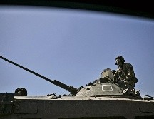 El Ejército de Ucrania es rebasado en hombres y armas por el de Rusia que busca el control total de la zona del Donbás. AFP