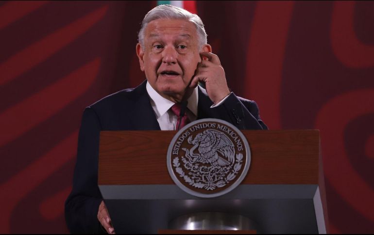 López Obrador indica que lo material debe pasar a un segundo plano, aplicado a todo en la vida. SUN/ B. Fregoso