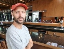 Con buen recorrido por varios festivales y su estreno programado para el país, indica Checa que a él le parece “que en México” la percepción de su película “ha sido más cercana que en otros lugares. EL INFORMADOR / R. Solis