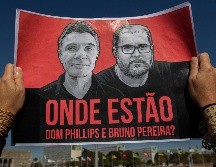 Personas participan en una protesta para rechazar las declaraciones del presidente de la Funai, Marcelo Augusto Xavier da Silva, sobre las desapariciones de Dom Phillips y Bruno Pereira. EFE/J. Alves