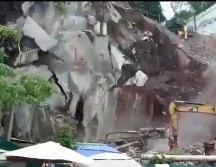 El 10 de agosto de 2021, se desprendió parte de una ladera en la zona de Playa Los Muertos de Puerto Vallarta. ESPECIAL