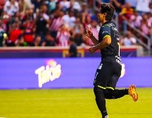 Macías marcó un doblete. TWITTER/@Chivas