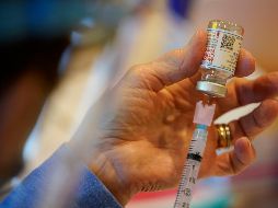 Actualmente en Jalisco está activa la tercera fase de vacunación contra COVID-19, que protege a mayores de 12 años en adelante. AP / ARCHIVO