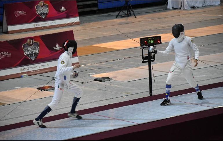 Los combates de esgrima continuarán este viernes y hasta el próximo 24 de junio con la participación de las categorías: 16-17 años, 14-15 y 12-13 años en las modalidades de: espada, florete y sable, ramas: varonil y femenil. ESPECIAL