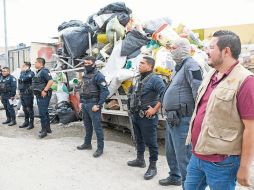 Ayer el Ayuntamiento clausuró una chatarrera en Chulavista que carecía de licencia y había sido reportada como centro de venta de productos ilícitos. ESPECIAL