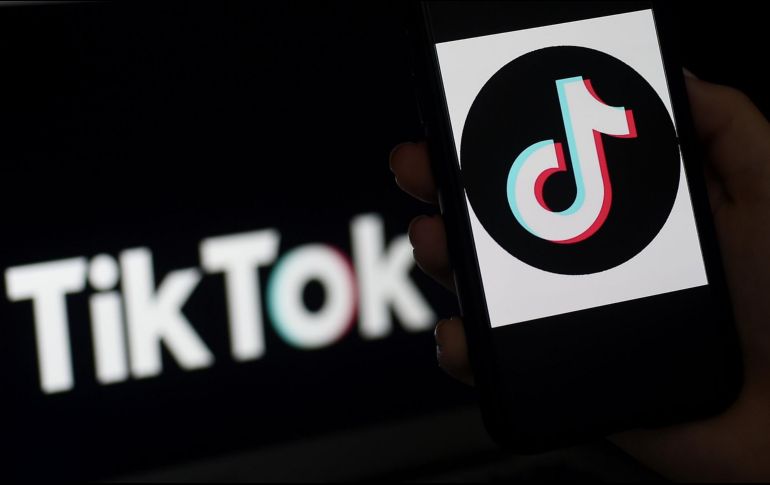 La interfaz sencilla de TikTok ha llevado a convertirla en una de las aplicaciones más populares entre el público de todas las edades. AFP/ARCHIVO