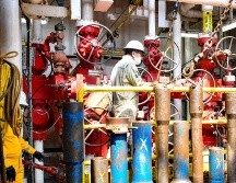 Pemex modificará sus procesos para bajar sus emisiones de contaminantes. ESPECIAL