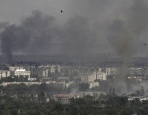 En Severodonetsk hay más de 500 civiles, entre ellos 38 niños, que se refugiaron en una planta química. AFP / A. Messinis
