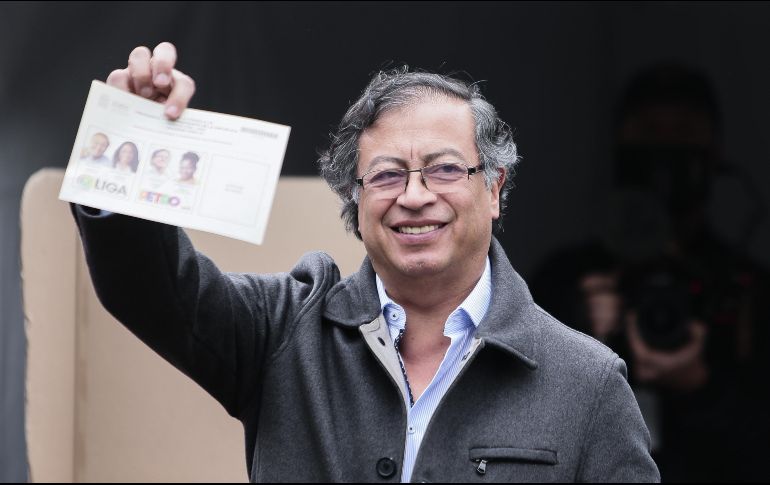 Gustavo Petro, el exrebelde y actual senador, se convirtió hoy en el primer presidente de izquierda en Colombia. XINHUA