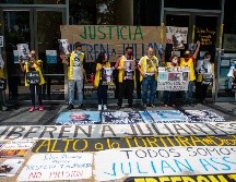 Debido a los cargos bajo la Ley de Espionaje podría suponer su condena hasta 175 años tras las rejas. AFP