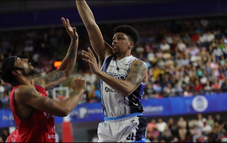 Astros lidera así 1-0 la serie de Semifinales y buscará aprovechar su localía este martes para ampliar la ventaja. ESPECIAL