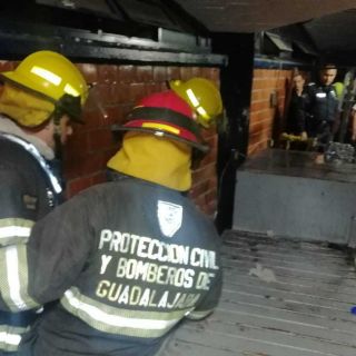 Se registra conato de incendio en el mercado San Juan de Dios